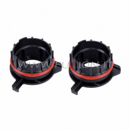 Xenon bulb adapters for BMW E39-1 and Mercedes.